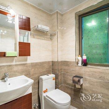 重庆叁什贰公寓(红星村分店)酒店提供图片