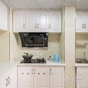 重庆叁什贰公寓(红星村分店)酒店提供图片