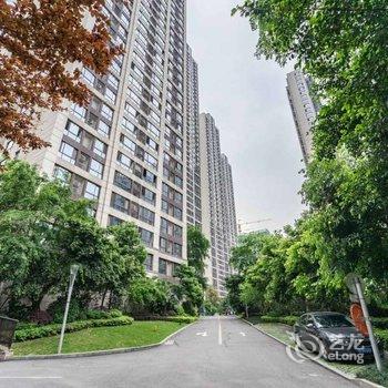 重庆叁什贰公寓(北城二路分店)酒店提供图片