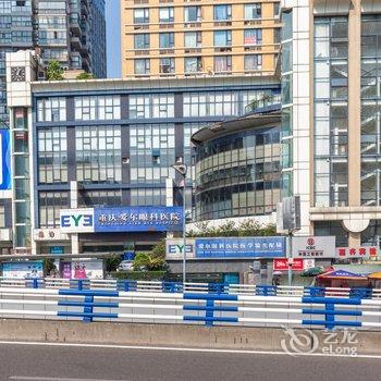 重庆叁什贰公寓(江北步行街分店)酒店提供图片