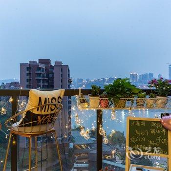 重庆叁什贰公寓(黄葛晚渡分店)酒店提供图片