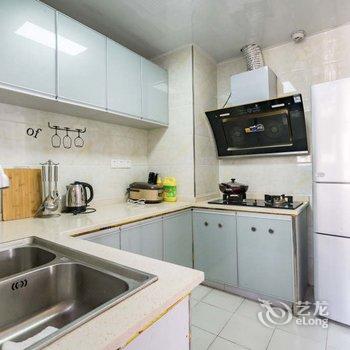 重庆叁什贰公寓(北城二路分店)酒店提供图片