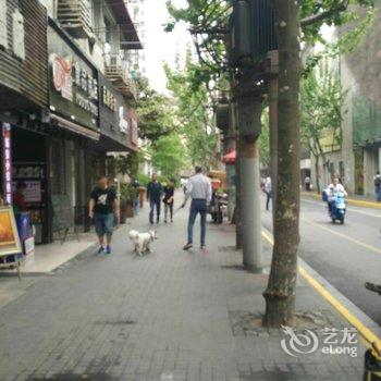 上海的柳先生公寓(圣母大堂新乐路教堂分店)酒店提供图片