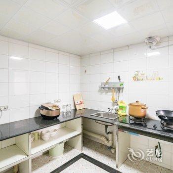 重庆叁什贰公寓(城南山旅游度假区分店)酒店提供图片