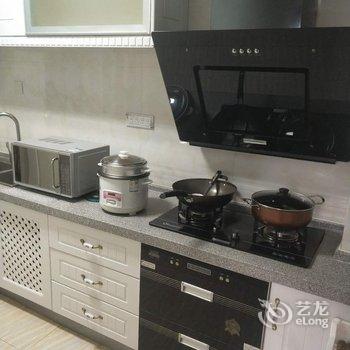 西安大雁塔大唐芙蓉园海洋馆观景三居室公寓酒店提供图片