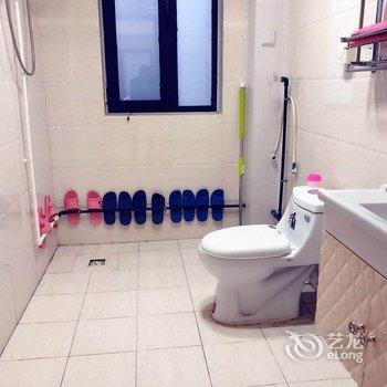 小薛公寓(青岛武夷山路公园店)酒店提供图片