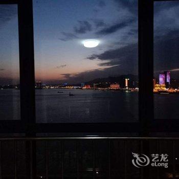 青岛秋实QH公寓(罗浮山路分店)酒店提供图片