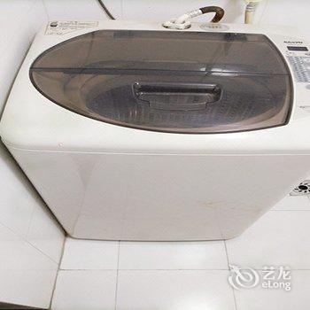 青岛家庭日租房家庭旅馆(海右博物馆分店)酒店提供图片