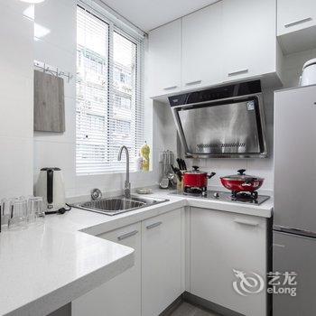 CosyRoom公寓(上海花言草语三彩坊店)酒店提供图片