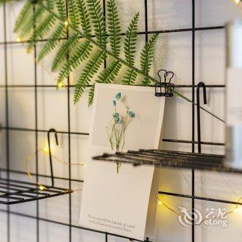 CosyRoom公寓(上海花言草语三彩坊店)酒店提供图片