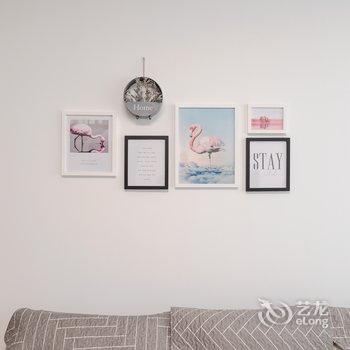 重庆零贰叁民宿酒店提供图片