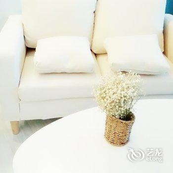 重庆巴黎的春天公寓(兴胜路分店)酒店提供图片