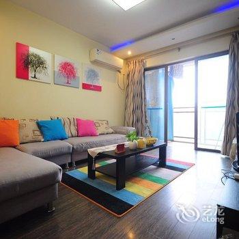 重庆Locals路客·重庆江北A01舍公寓(音速旋风路轨赛车分店)酒店提供图片