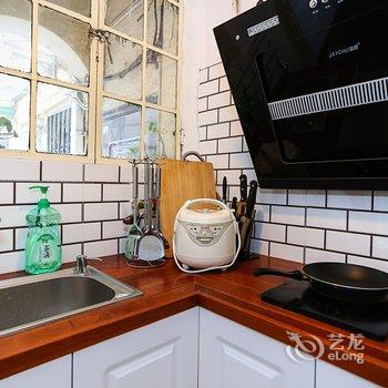 小鱼家公寓(上海安亭路店)酒店提供图片