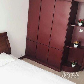 青岛金沙滩景区海景公寓(7号店)酒店提供图片