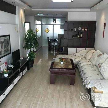 青岛金沙滩景区海景公寓(7号店)酒店提供图片