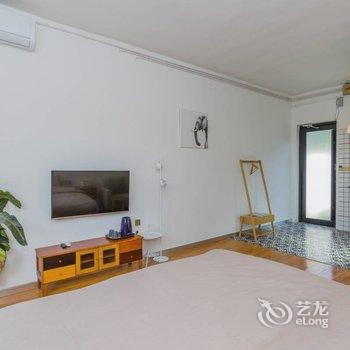东森美墅(青岛佛涛路店)酒店提供图片