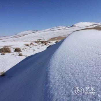 敦煌山丘沙漠露营基地酒店提供图片