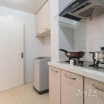 二次元小屋(北京中国汽车博览店)酒店提供图片