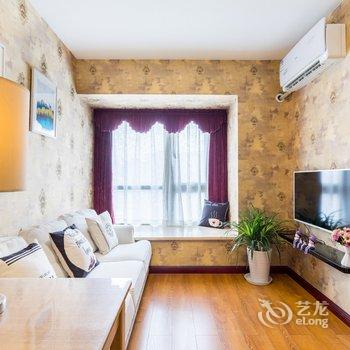 重庆青见公寓(中兴村分店)酒店提供图片