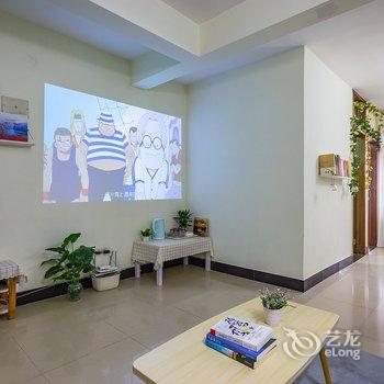 重庆简·行民宿(重庆大轰炸惨案遗址分店)酒店提供图片