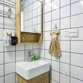 ����ԲԲԲС��(�����й�ҵչ���ݷֵ�)�Ƶ��ṩͼƬ