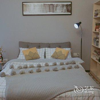 重庆南岸『原住』民宿(和平路分店)酒店提供图片