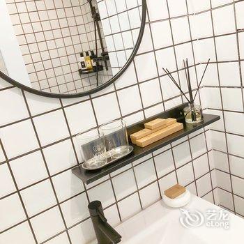 上海朋下公寓(普陀交警岗亭分店)酒店提供图片