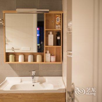 重庆兮屿林·故事小屋公寓(天主教若瑟堂分店)酒店提供图片