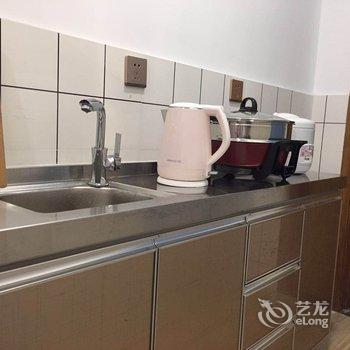 倪家民宿(青岛辛家庄北山公园店)酒店提供图片