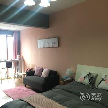 重庆庄严公寓(渝宠主题乐园分店)酒店提供图片