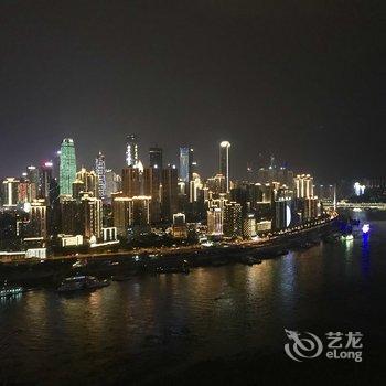 重庆黑林错觉公寓(黄葛晚渡分店)酒店提供图片