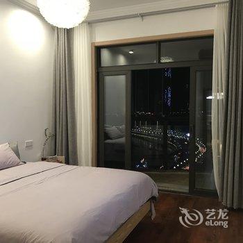 重庆黑林错觉公寓(黄葛晚渡分店)酒店提供图片
