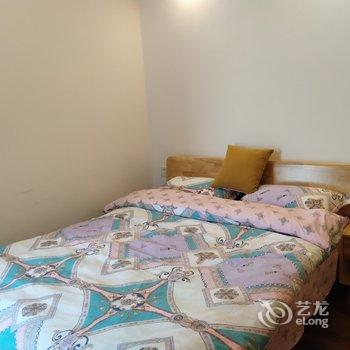 重庆奔跑吧小飞机公寓(南滨路景区分店)酒店提供图片