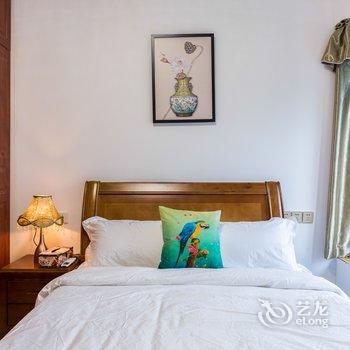 重庆等花开小窝公寓(下纯阳洞街分店)酒店提供图片