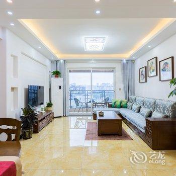 重庆等花开小窝公寓(下纯阳洞街分店)酒店提供图片