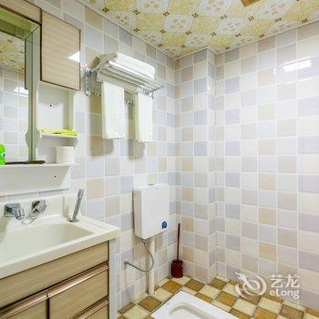 重庆等花开小窝公寓(下纯阳洞街分店)酒店提供图片