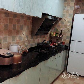 重庆御风而行公寓酒店提供图片