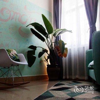 广州白云机场龙归地铁站附近宜家电影房整租公寓(柏塘一社公园分店)酒店提供图片