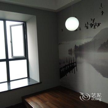 重庆奔跑吧小飞机公寓(南滨路景区分店)酒店提供图片