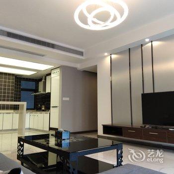 重庆奔跑吧小飞机公寓(南滨路景区分店)酒店提供图片