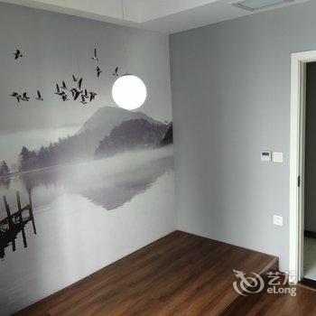 重庆奔跑吧小飞机公寓(南滨路景区分店)酒店提供图片