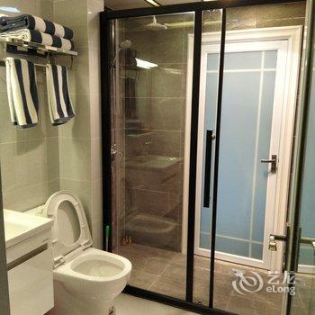 重庆奔跑吧小飞机公寓(南滨路景区分店)酒店提供图片