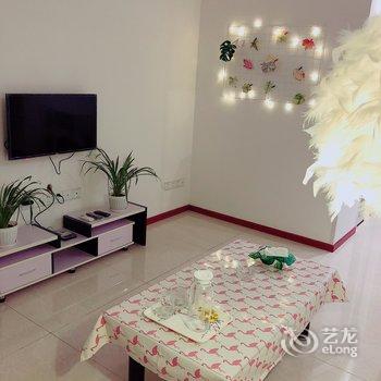 重庆Warm.小窝公寓(重庆市工业展览馆分店)酒店提供图片