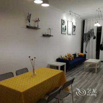 重庆慕色艺术公寓(南滨路景区分店)酒店提供图片