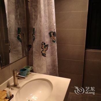 重庆慕色艺术公寓(南滨路景区分店)酒店提供图片