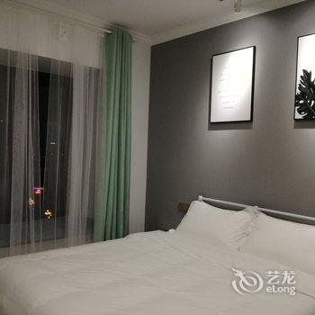 重庆慕色艺术公寓(南滨路景区分店)酒店提供图片
