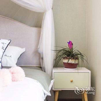 重庆观音桥邦兴北都鸟语花香公寓(长江村分店)酒店提供图片