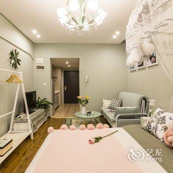 重庆观音桥邦兴北都鸟语花香公寓(长江村分店)酒店提供图片