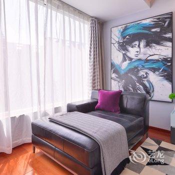 Locals四季别苑公寓(北京万和先生游乐园店)酒店提供图片